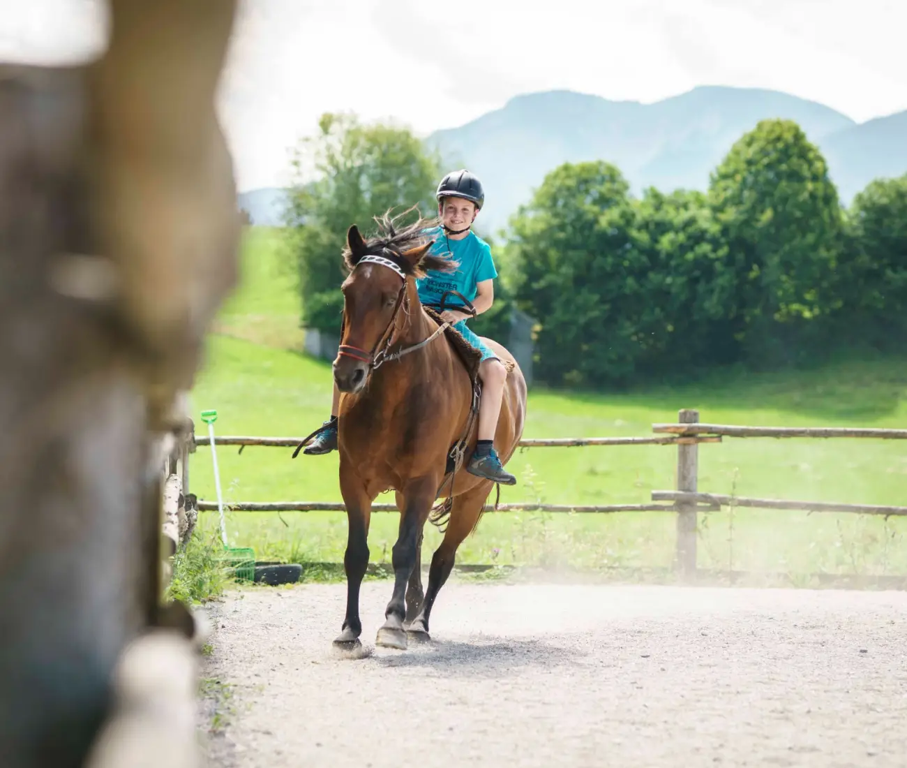 Kind auf Pony